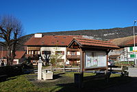 200px-Eschert_vilagha_puto_208